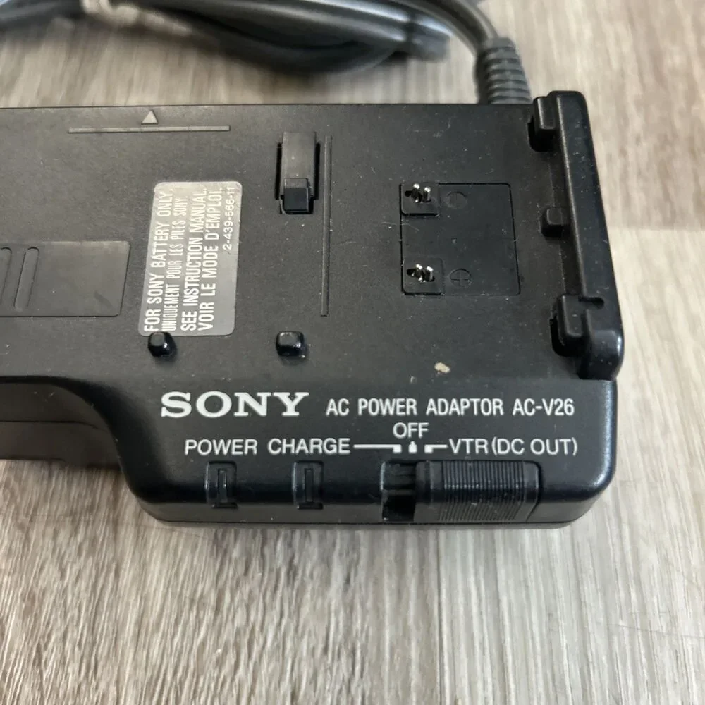 Sony AC Power Adaptor AC-V26  Battery Charger VTR DC Out Camcorder Supply Cord